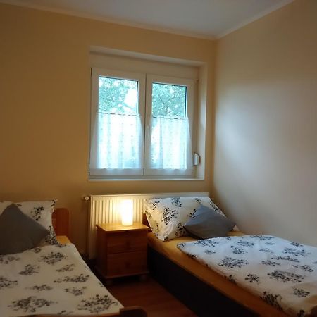 Bloomyapartment 鲍洛通费尼韦什 外观 照片